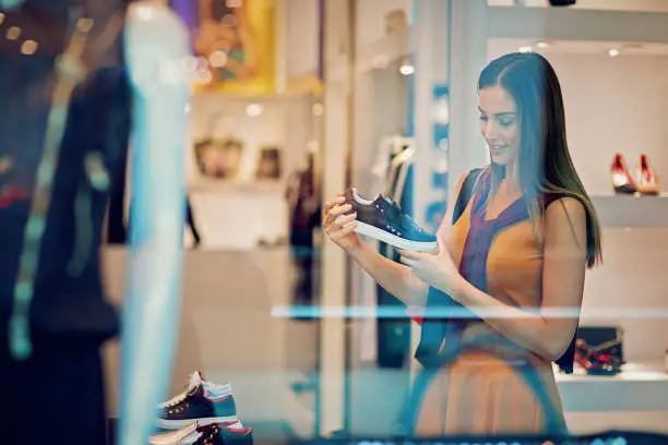 Women's Fashion